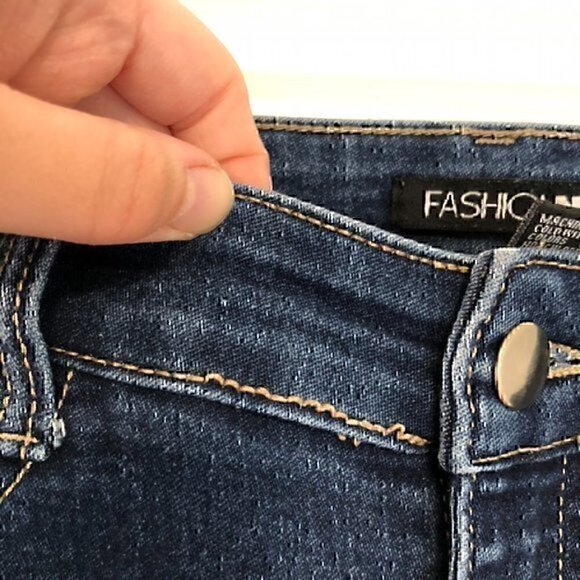 FASHION NOVA Dark Wash Ripped Rips Distressed High Waisted Skinny Jeans JUNIORS - Picture 8 of 12